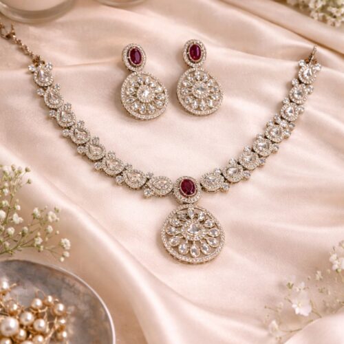 Rosé Zeenat Necklace Set