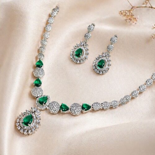 Emerald Blossom Drip Necklace Set