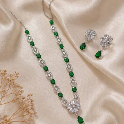 The Emerald Edit Necklace Set