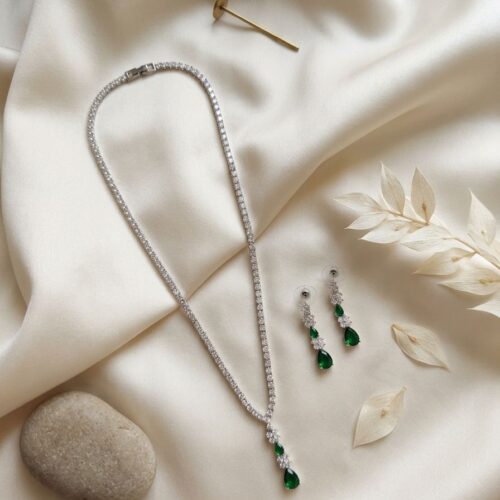 Luxe Green Necklace Set