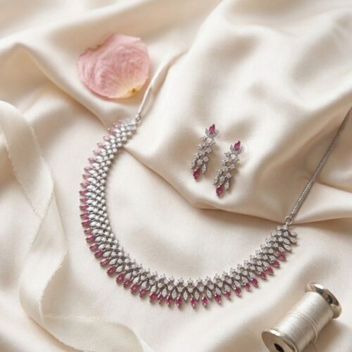 Pale Luxe Necklace Set