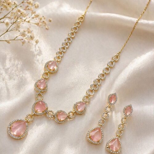 Blossom Trail Necklace Set